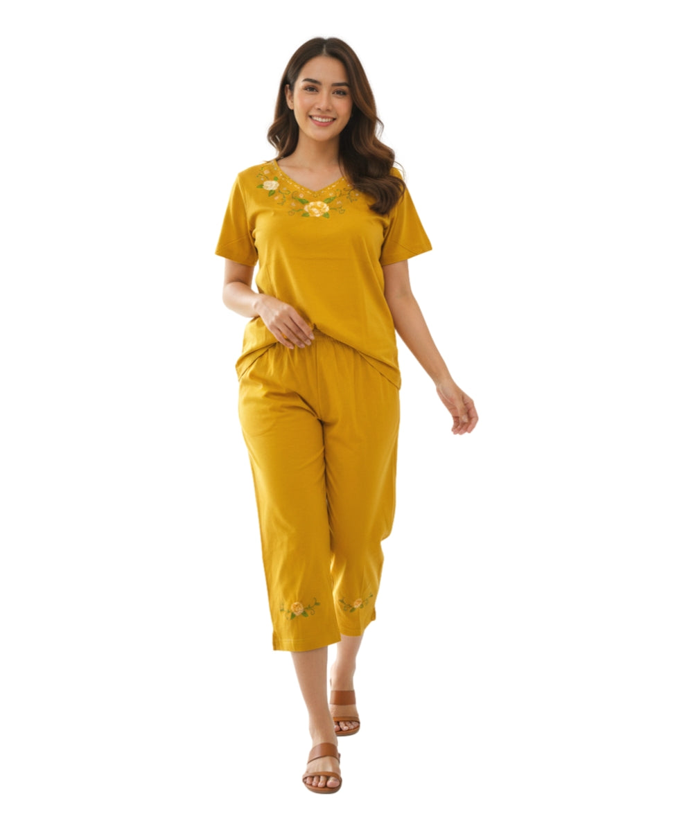 Women's Short Sleeve Embroidered Blouse and Matching Capri Set Azure WS08