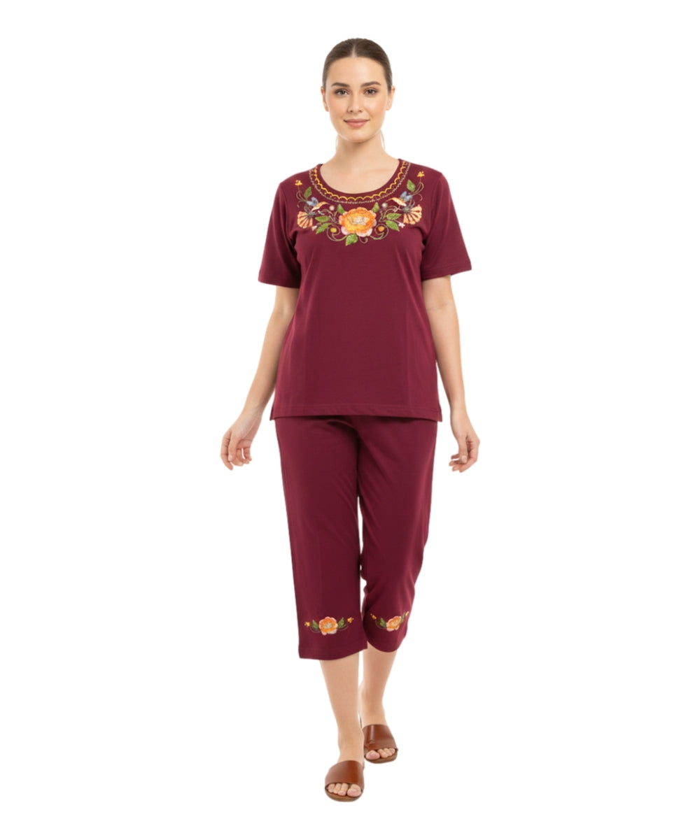 Women's Short Sleeve Embroidered Blouse and Matching Capri Set Wine WS18